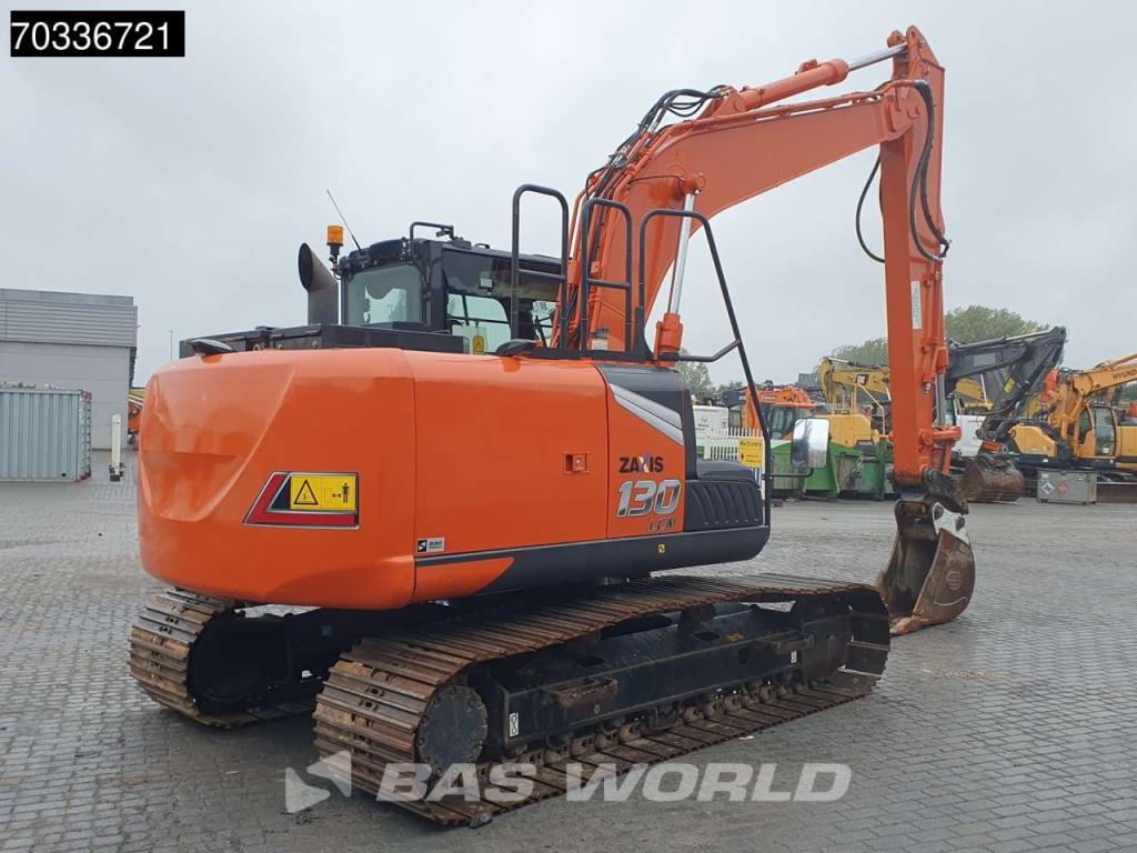 Hitachi ZX130 LCN-7 5 Buckets Photo 7