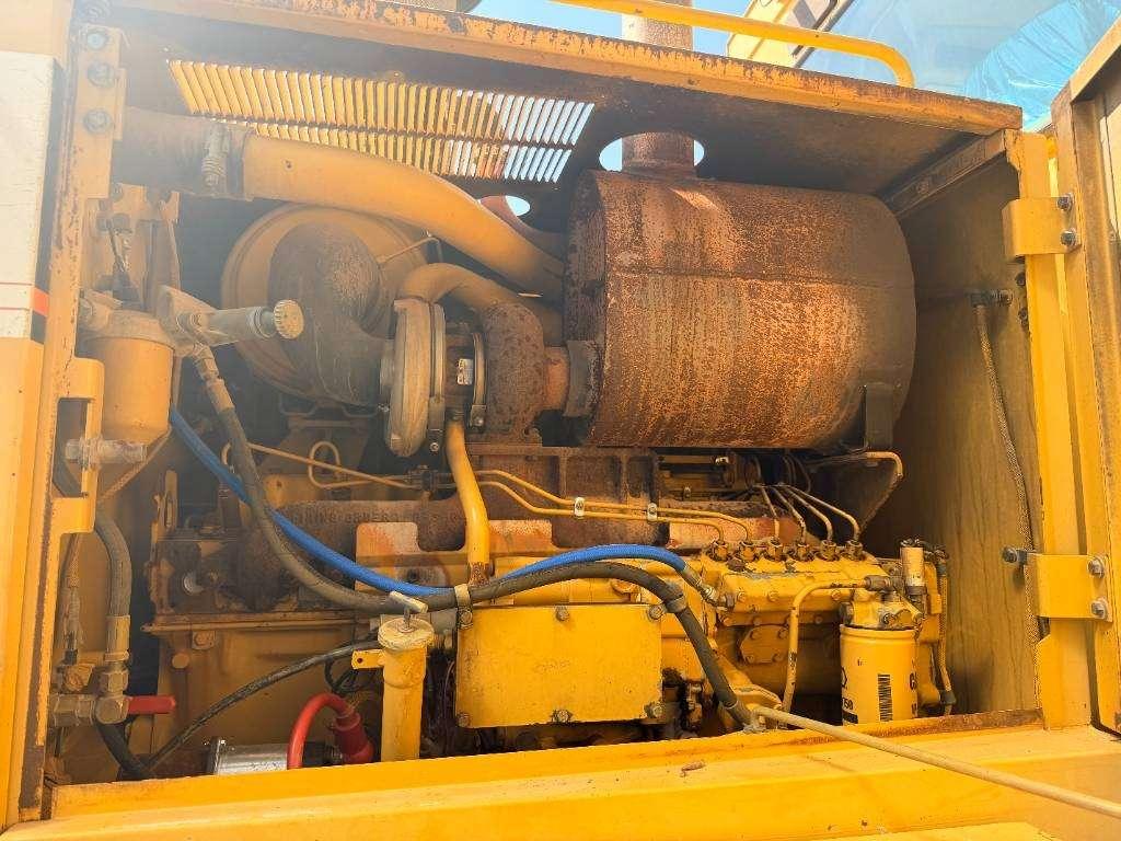 Caterpillar 140H Photo 12
