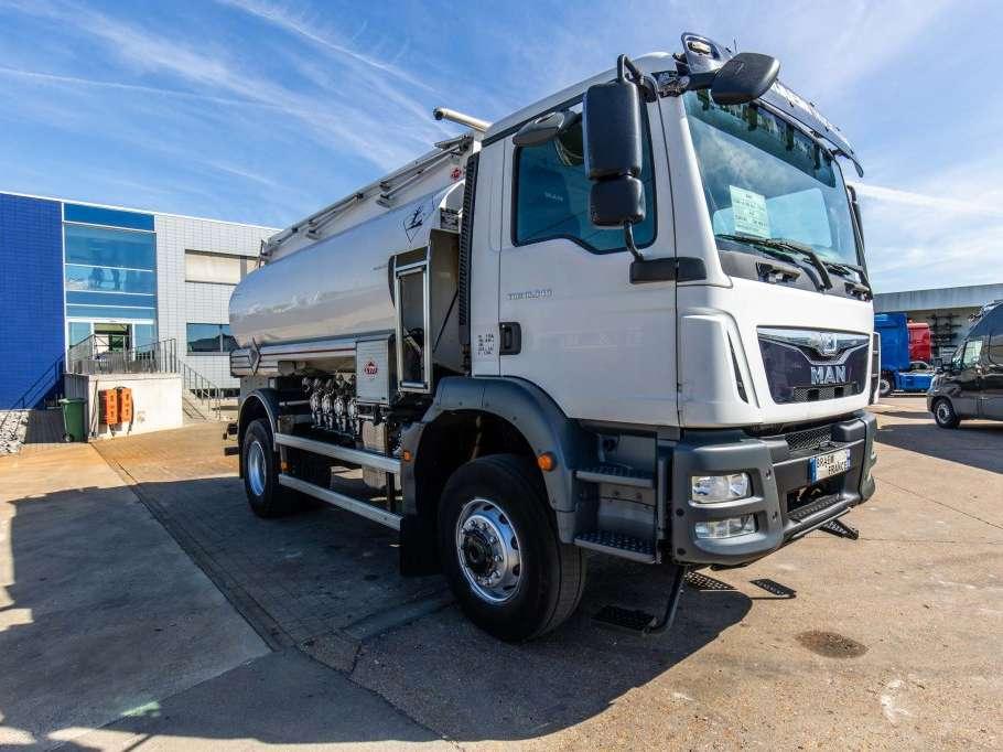 Man TGM 18.340 4X4 + CM 12.000L+4COMP. Photo 2