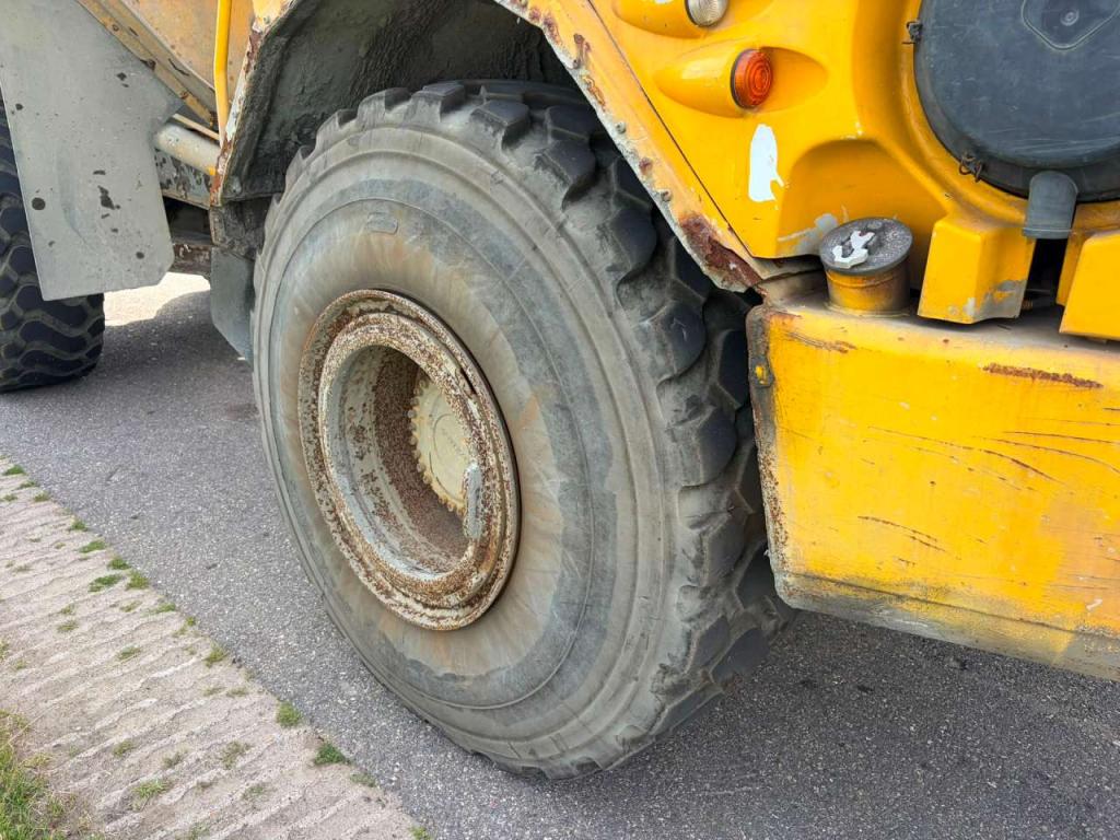 Volvo A25D Photo 13