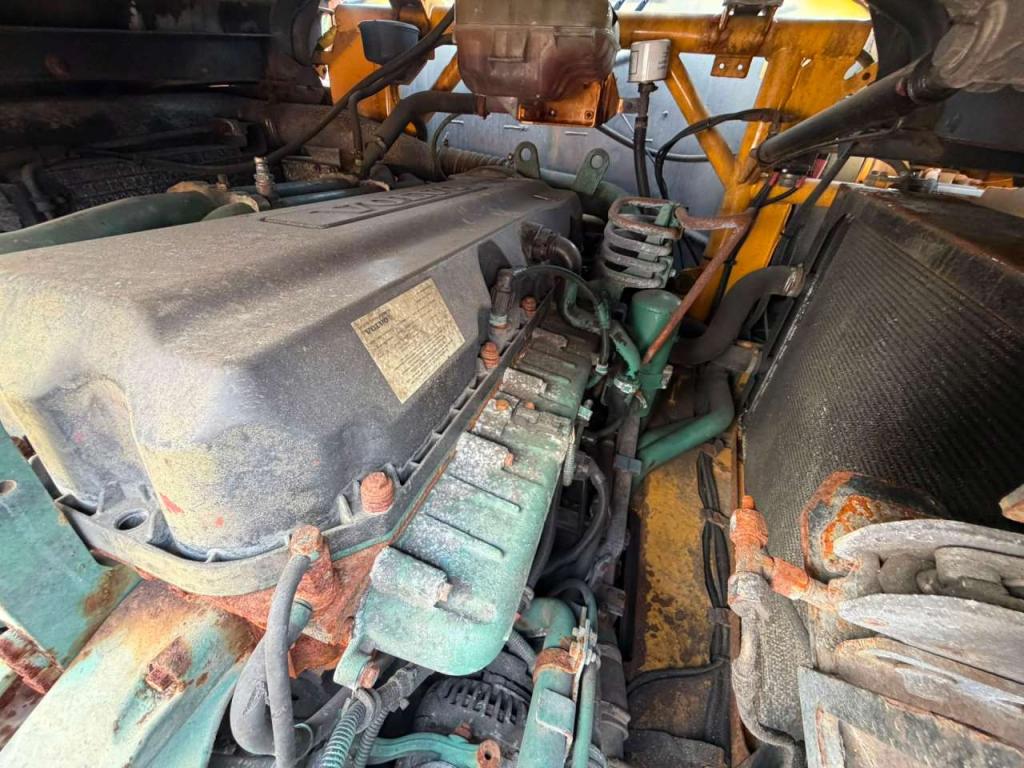 Volvo A25D Photo 28