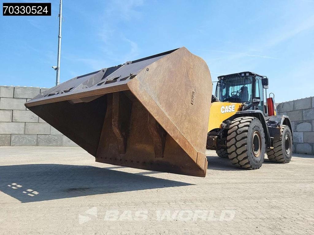 Case 921 G HIGH TIP BUCKET Photo 13