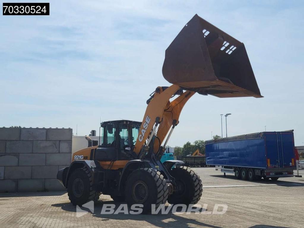 Case 921 G HIGH TIP BUCKET Photo 16