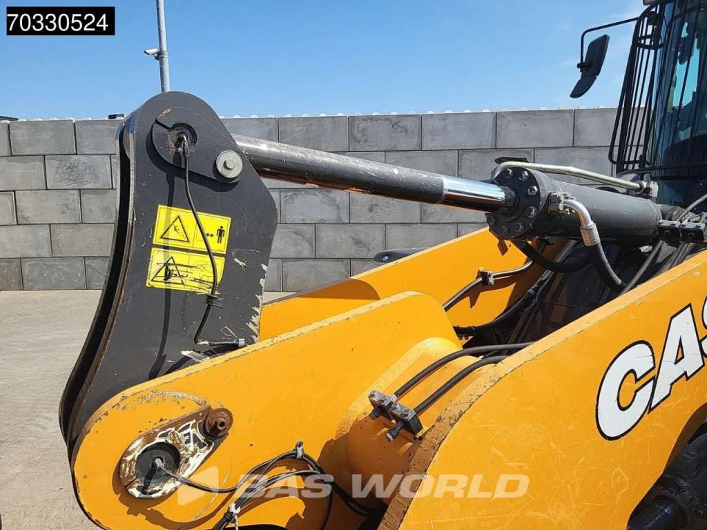 Case 921 G HIGH TIP BUCKET Photo 26