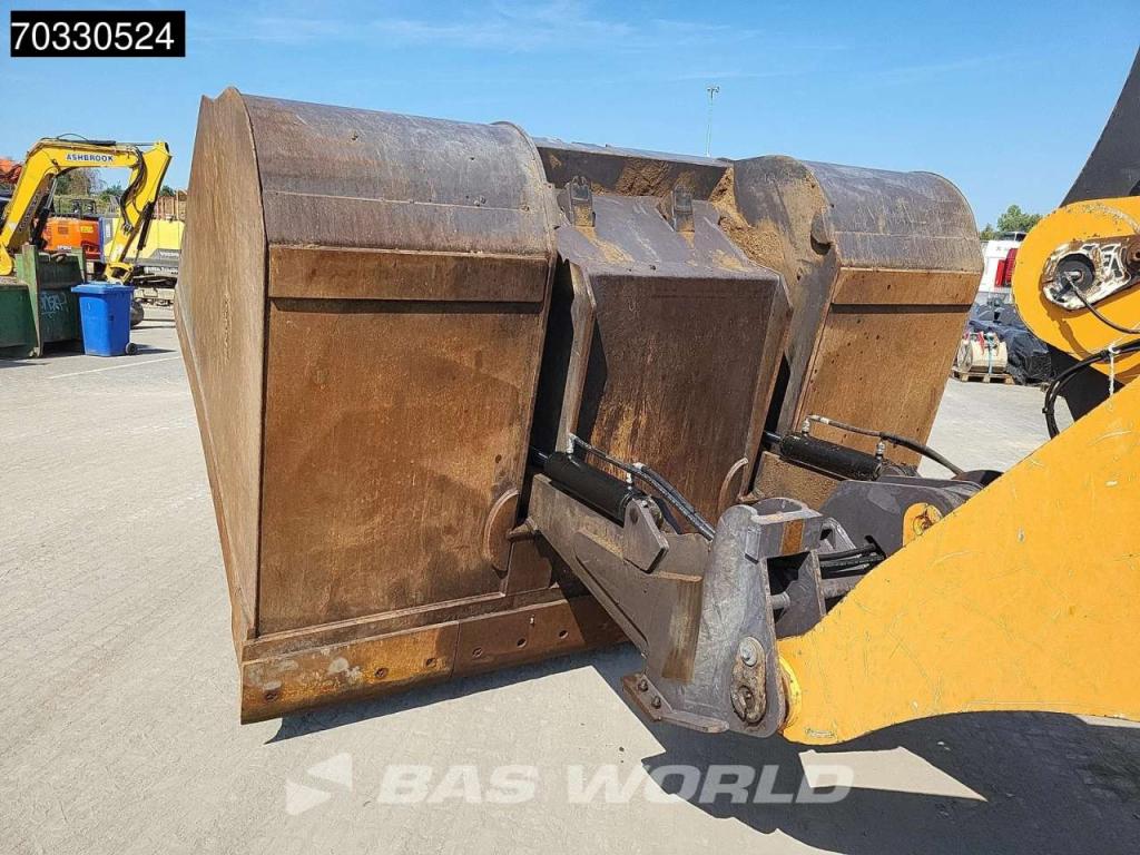 Case 921 G HIGH TIP BUCKET Photo 28