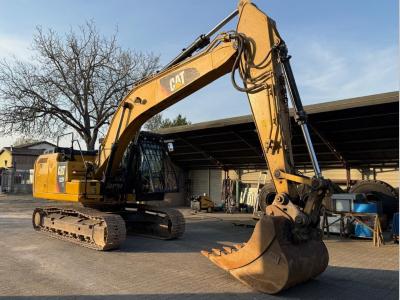 Caterpillar 323FLN en vente par Trazzi Macchine Srl