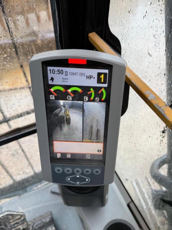 Caterpillar 323FLN Photo 8