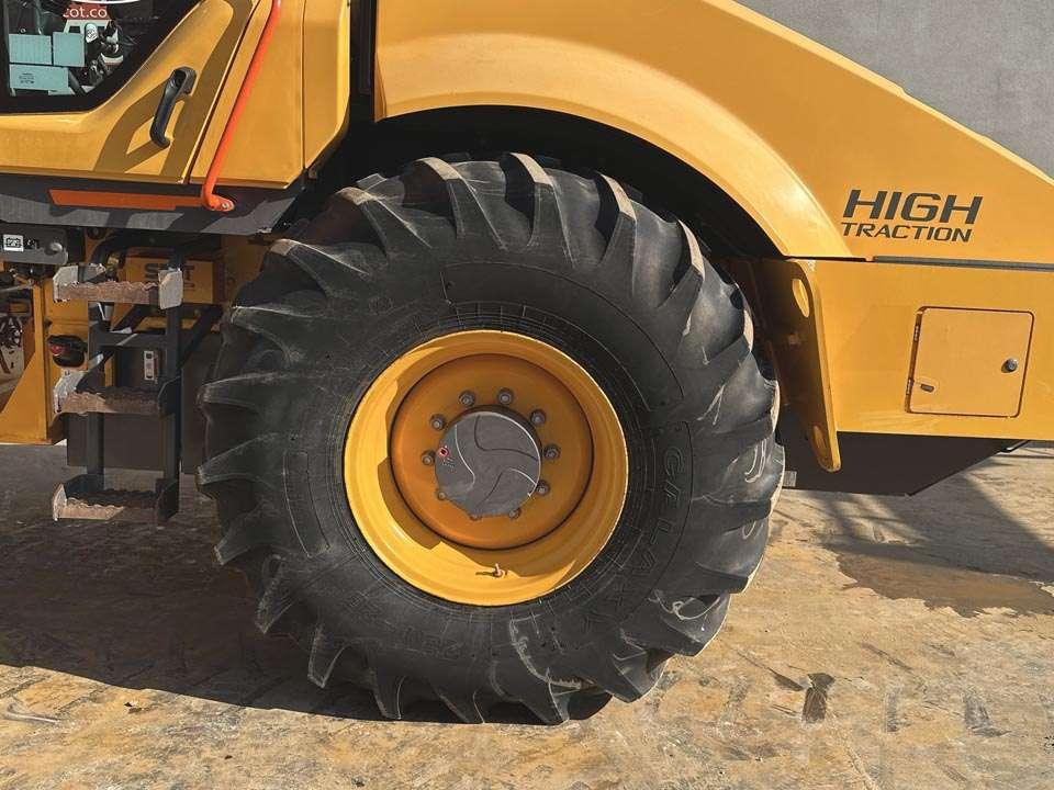Volvo SD135B Photo 11