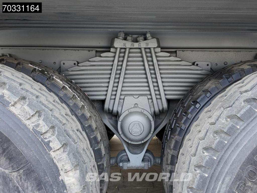Sinotruk HOWO 371 6X4 Photo 16