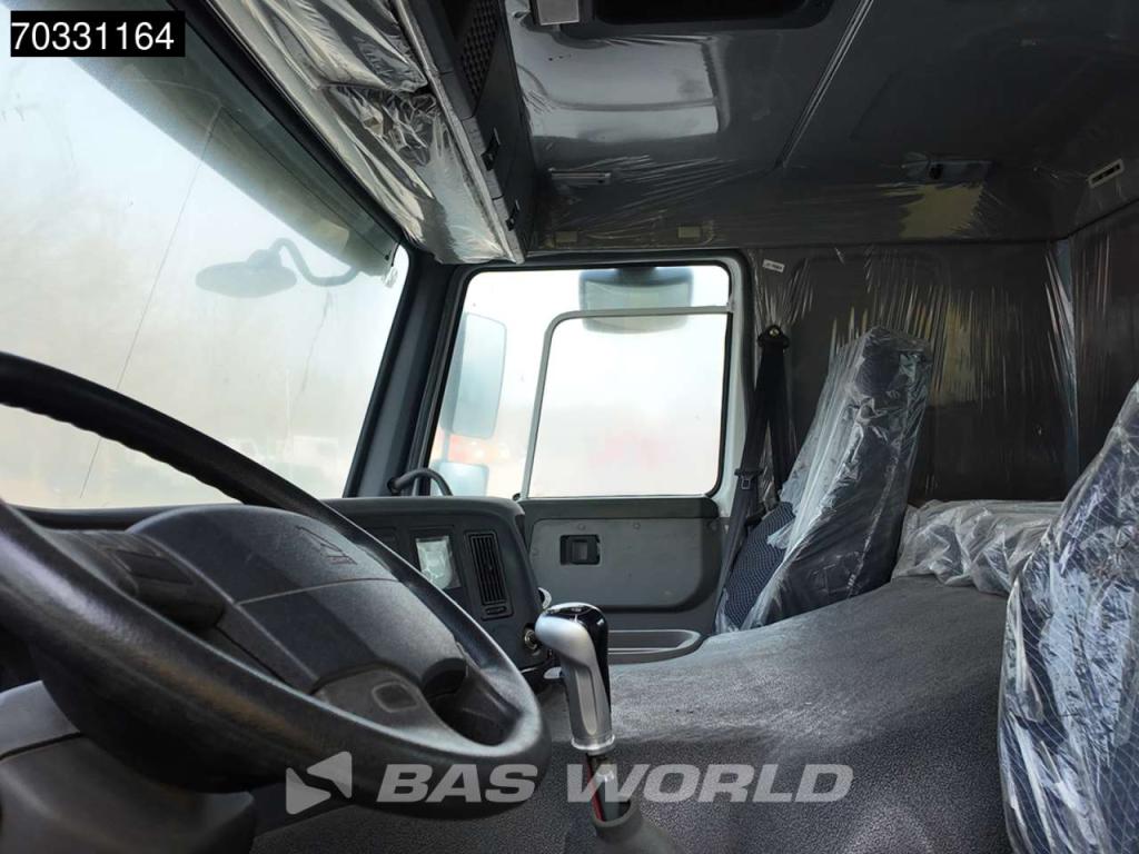 Sinotruk HOWO 371 6X4 Photo 22