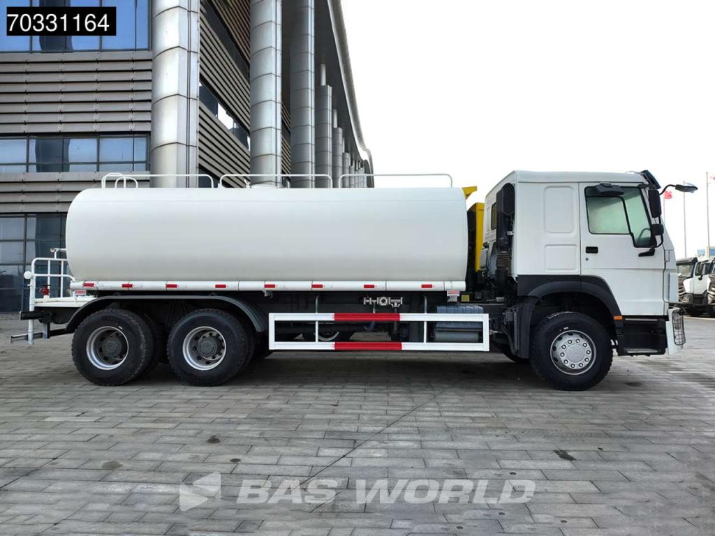 Sinotruk HOWO 371 6X4 Photo 6