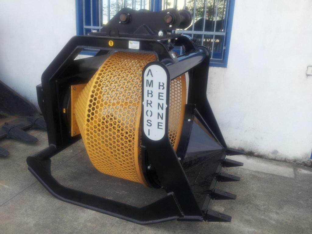 BVA 120 Godet cribleur Photo 1
