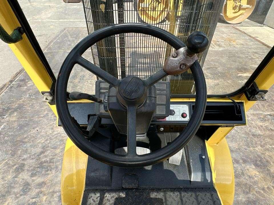 Hyster H3.00XM Photo 15