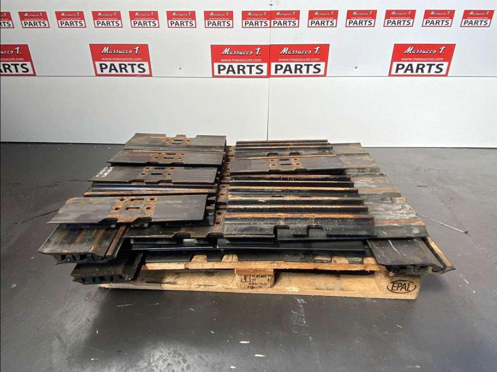 Patin pour Hitachi ZX130-5 / ZX130-6 / ZX135 Photo 1