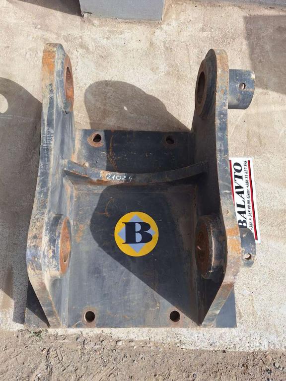pin-on for 35-45 ton excavators Attachment plate Photo 9