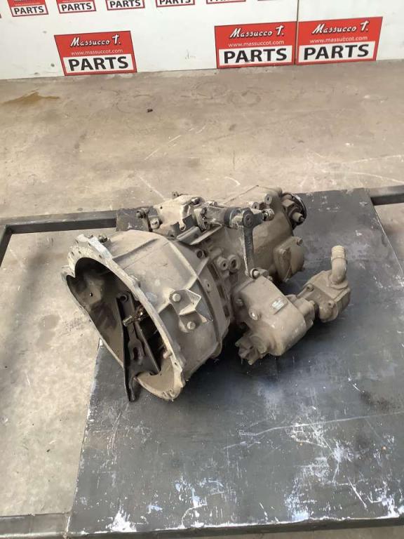 Boîte de Vitesses pour Nissan CABSTAR Photo 2