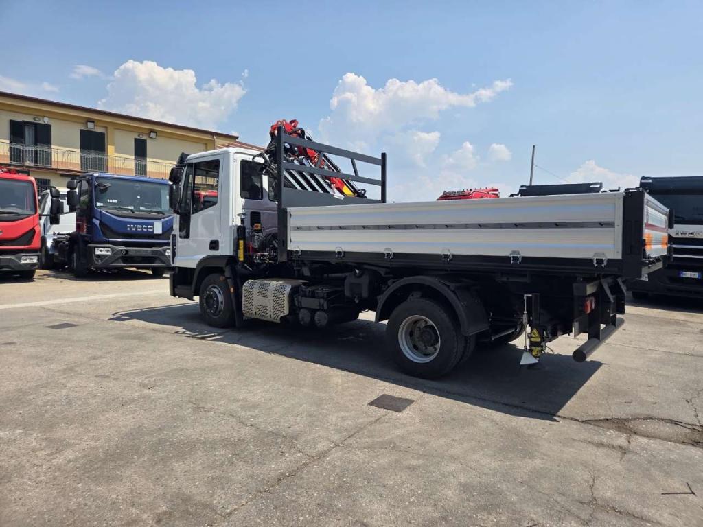 Iveco EUROCARGO 120-190L Photo 23