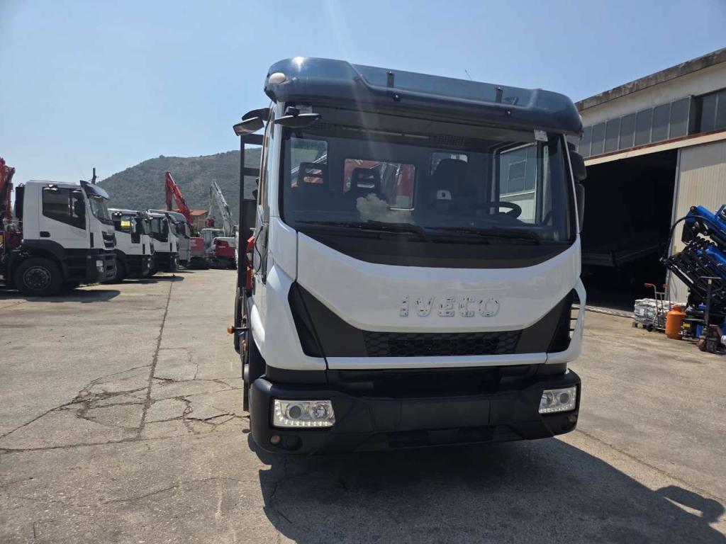 Iveco EUROCARGO 120-190L Photo 4