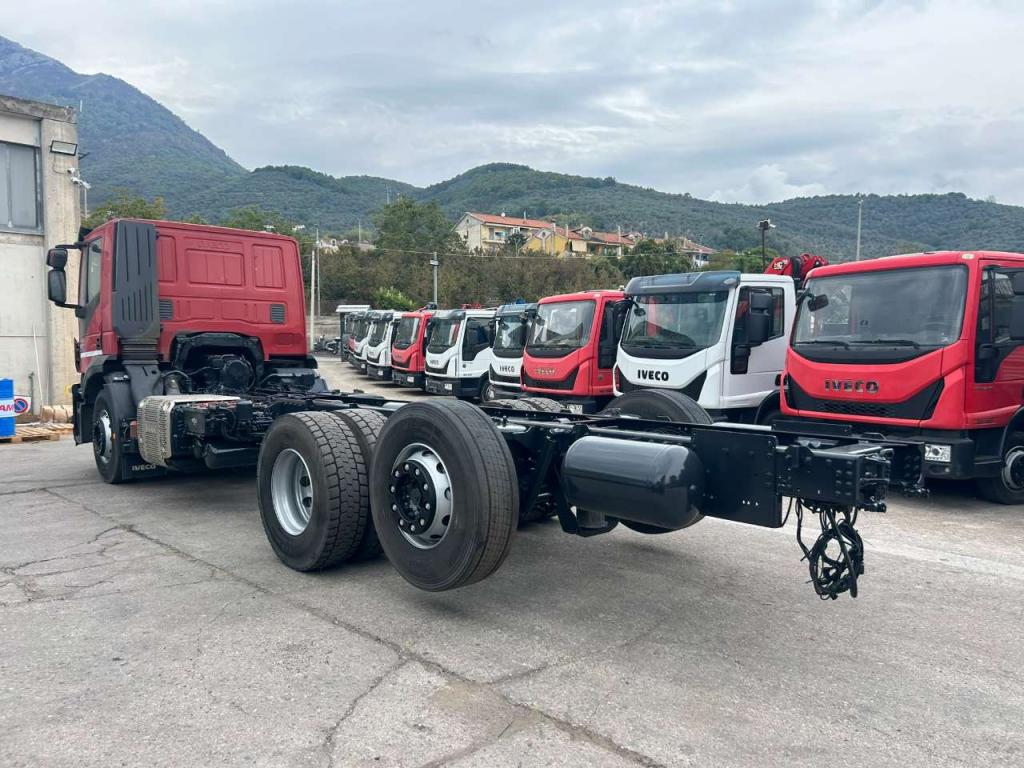 Iveco STRALIS HI-STREET 260S31 Photo 19