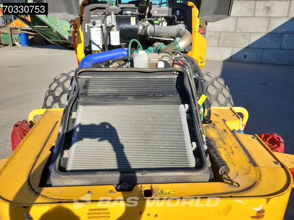 Volvo SD115 B A/C Photo 14