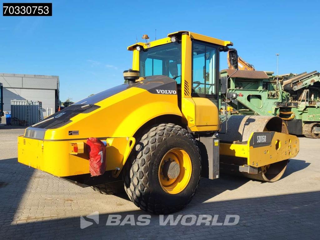 Volvo SD115 B A/C Photo 5