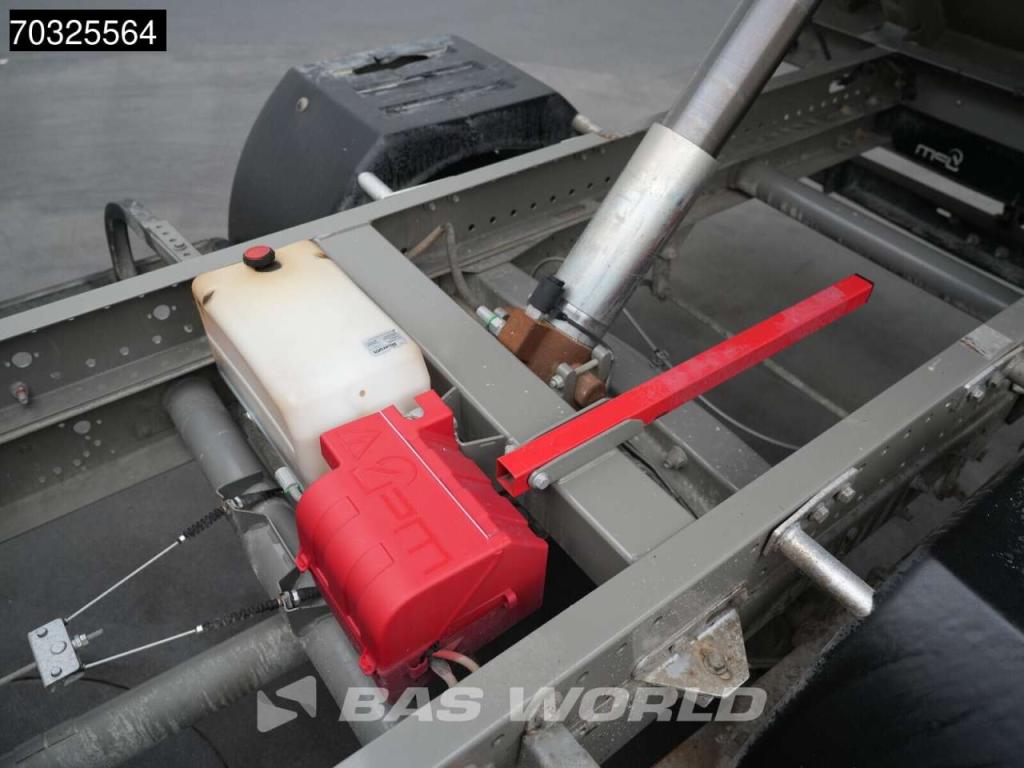 Iveco Daily 35C12 A/C Towbar Cruise control Photo 13