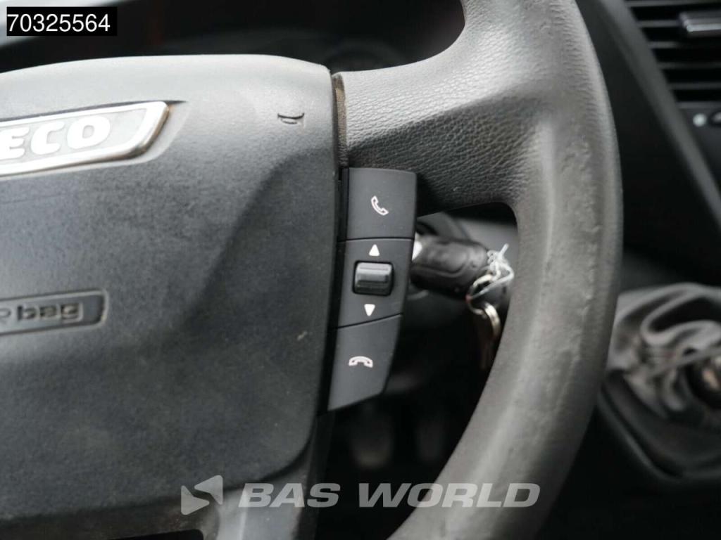 Iveco Daily 35C12 A/C Towbar Cruise control Photo 26
