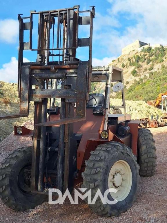 Manitou Chariot élévateur diesel Photo 3