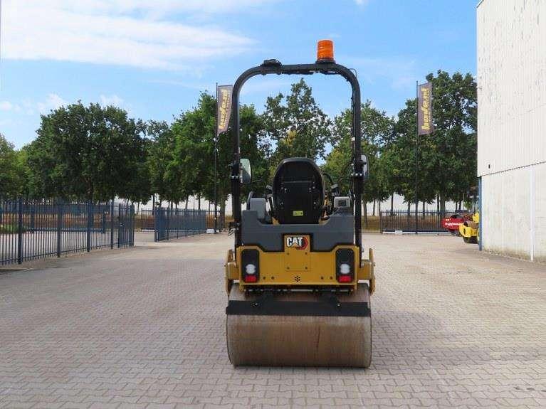 Caterpillar CB2.7GC Photo 3