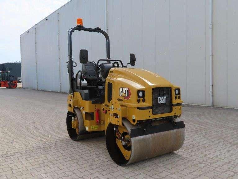 Caterpillar CB2.7GC Photo 8