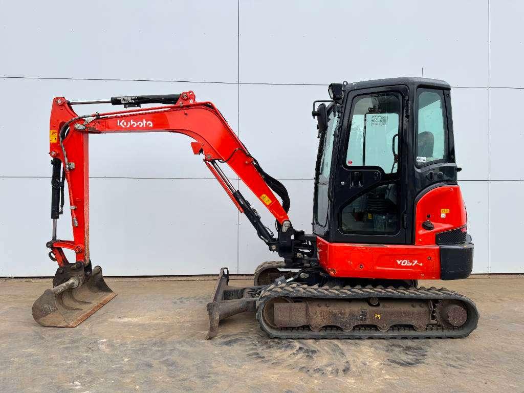 Kubota KX 037-4 - Hammer Lines / Quick Coupler Photo 1