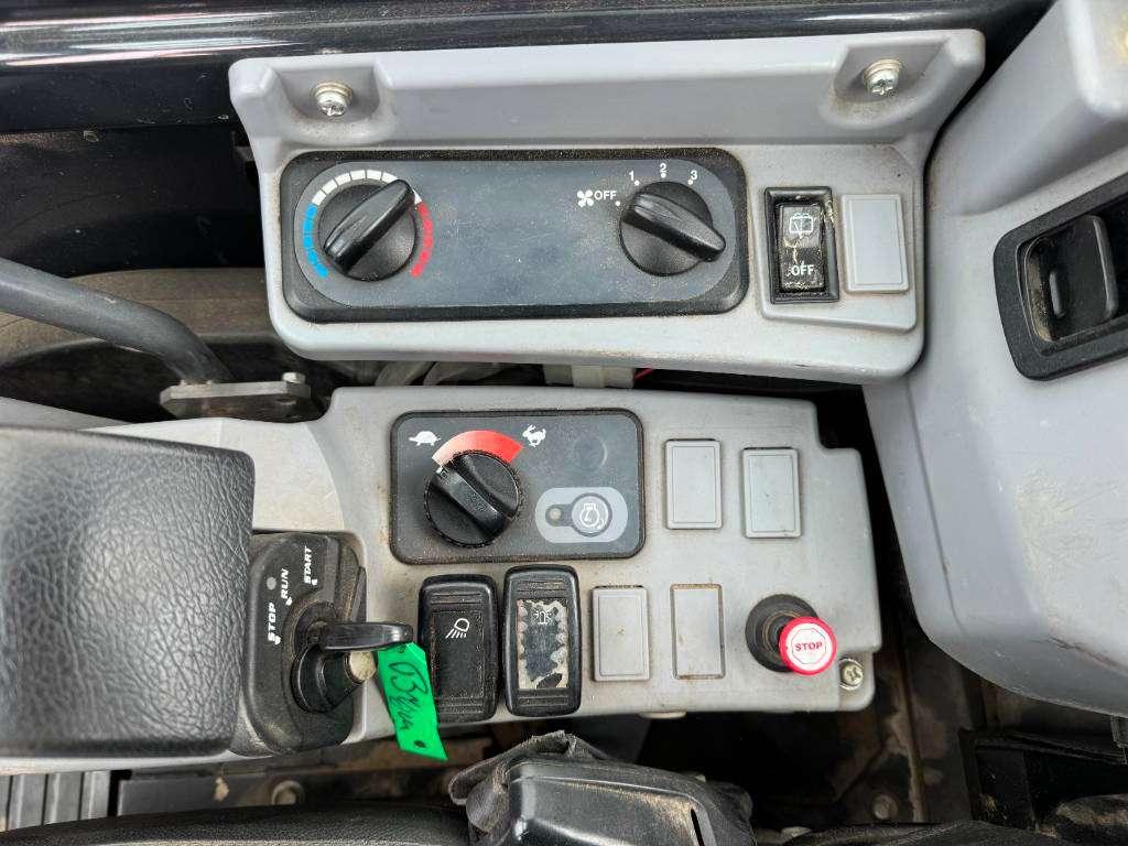 Kubota KX 037-4 - Hammer Lines / Quick Coupler Photo 11