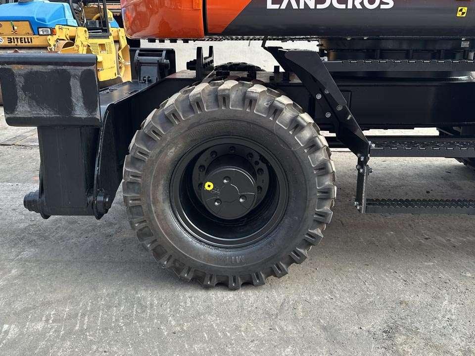 Hitachi ZX175 WT-7 Photo 4
