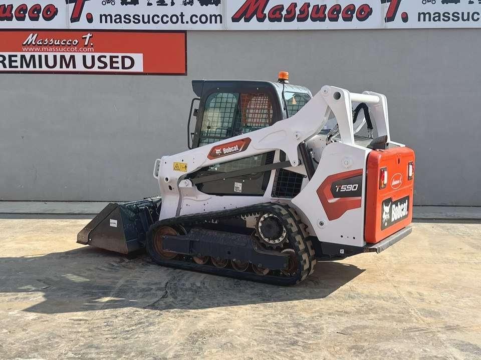 Bobcat T590 Photo 3
