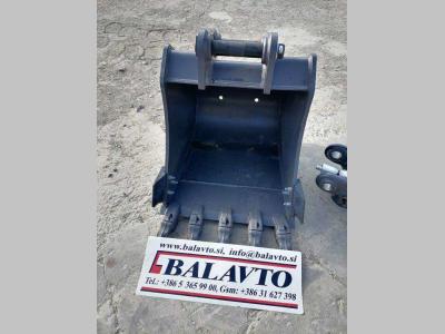 Volvo 600 mm en vente par Balavto