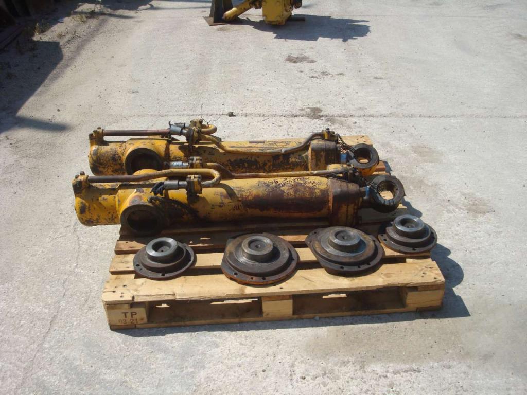 Piston de levage pour CAT 955L Photo 5
