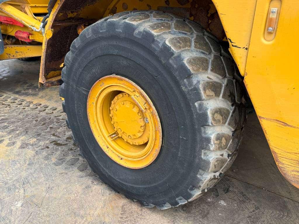 Caterpillar 735 - Automatic Greasing / Camera Photo 30