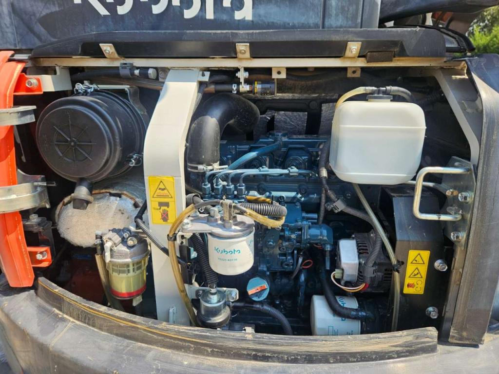 Kubota U48-4 Photo 11