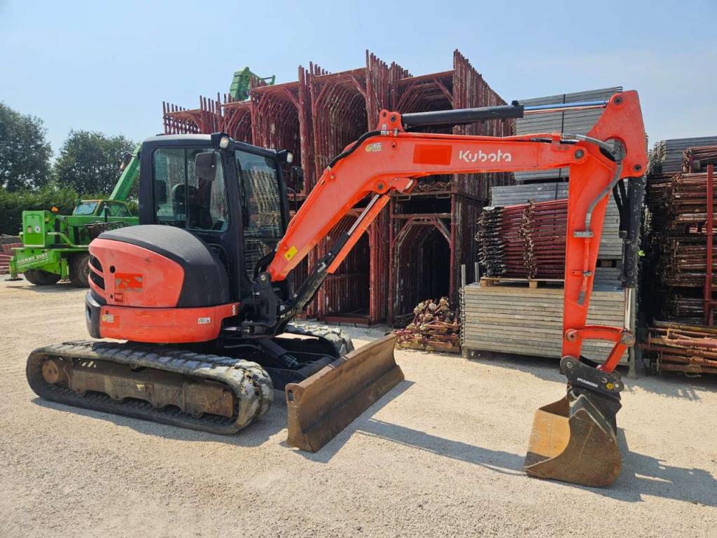 Kubota U48-4 Photo 5
