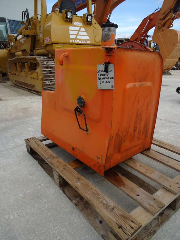 Réservoir de carburant pour Fiat Hitachi EX215 Photo 4