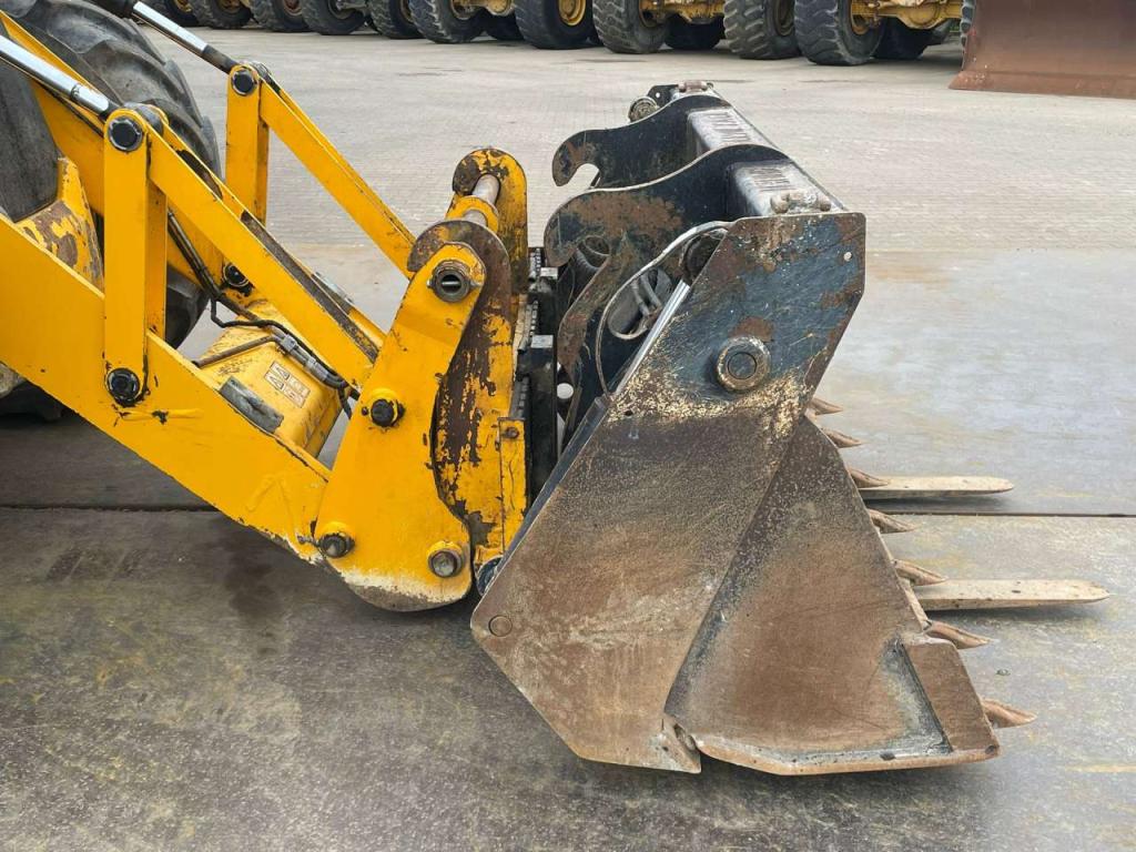 JCB 4CX Photo 14