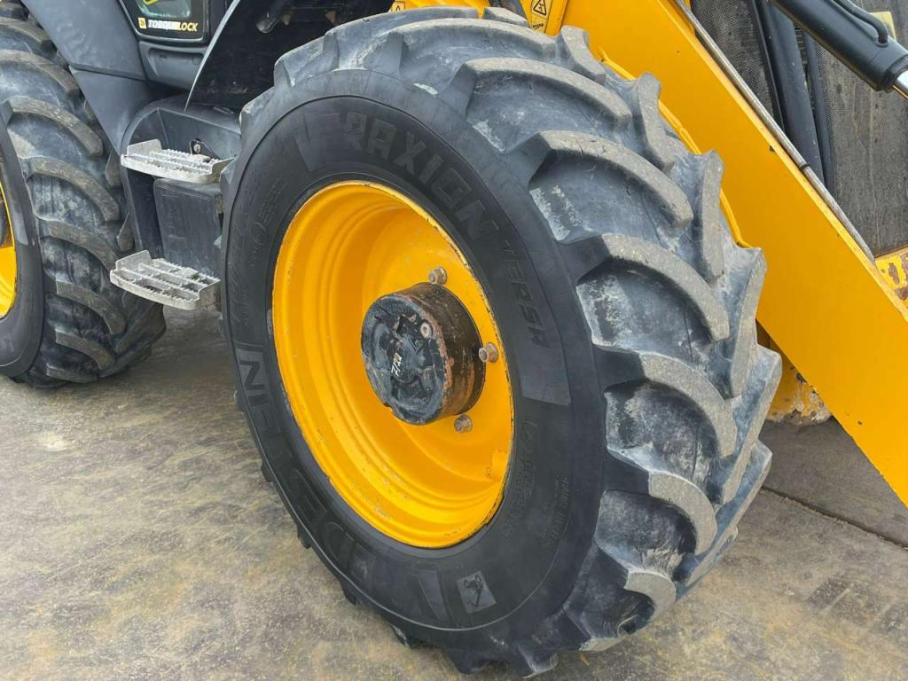 JCB 4CX Photo 17