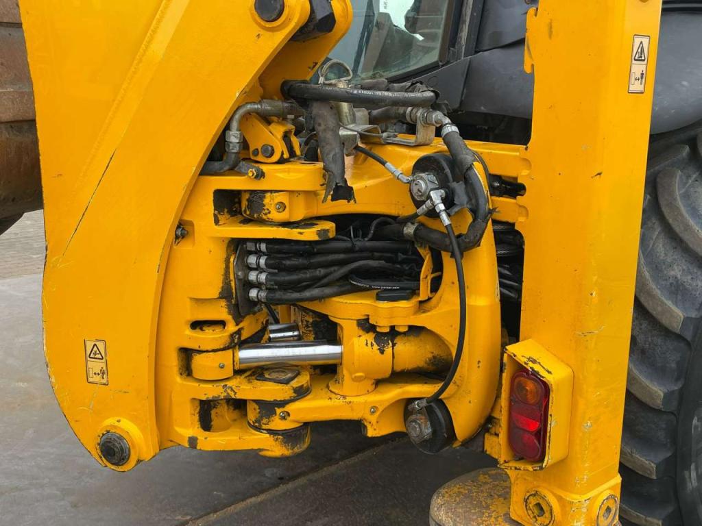 JCB 4CX Photo 26