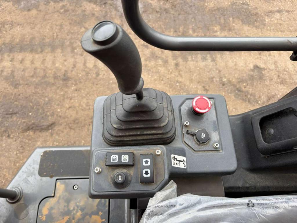 Case 450 NX Photo 18