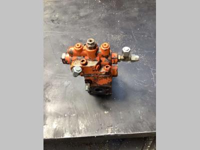 Vanne servopilotée pour Hitachi ZX 135-5 en vente par Massucco T. Srl Area Ricambi