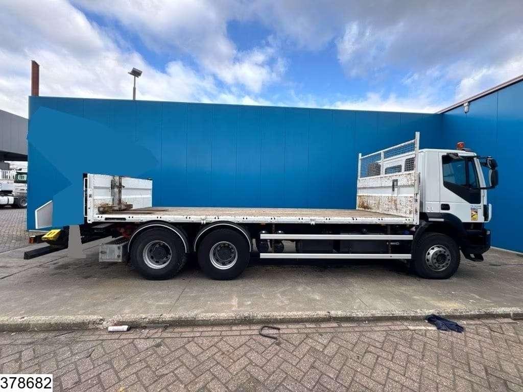 Iveco TRAKKER AD 260T36 Photo 3