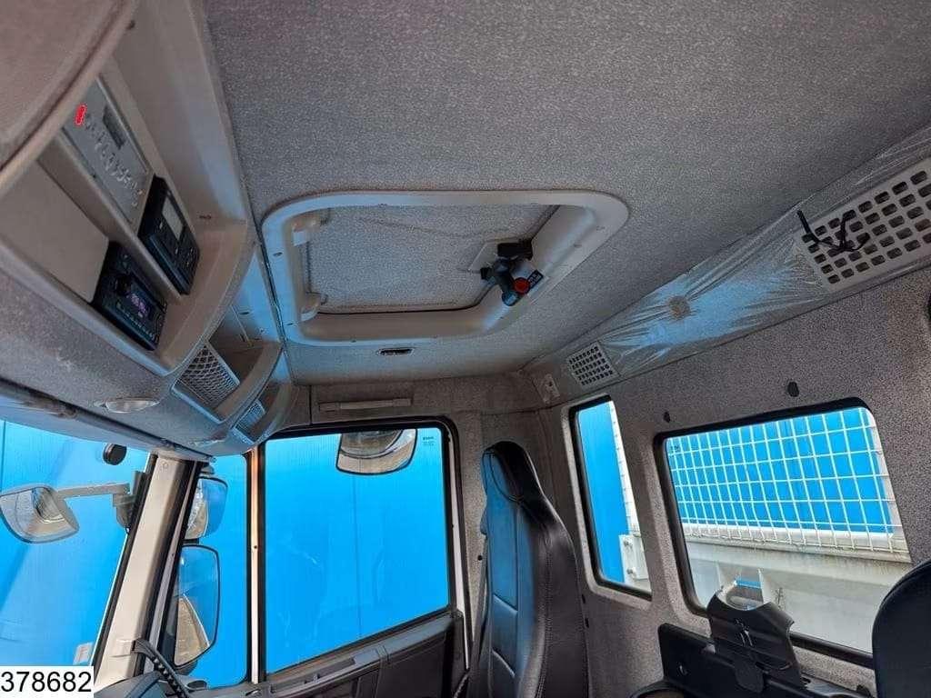 Iveco TRAKKER AD 260T36 Photo 8
