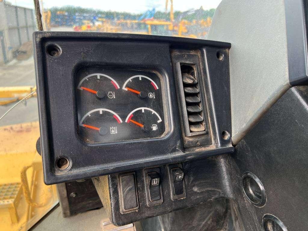 Caterpillar 824H Photo 19