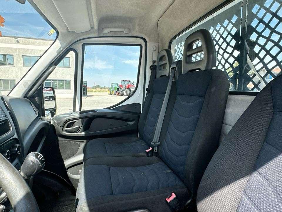 Iveco DAILY 35-140 4x2 Photo 14