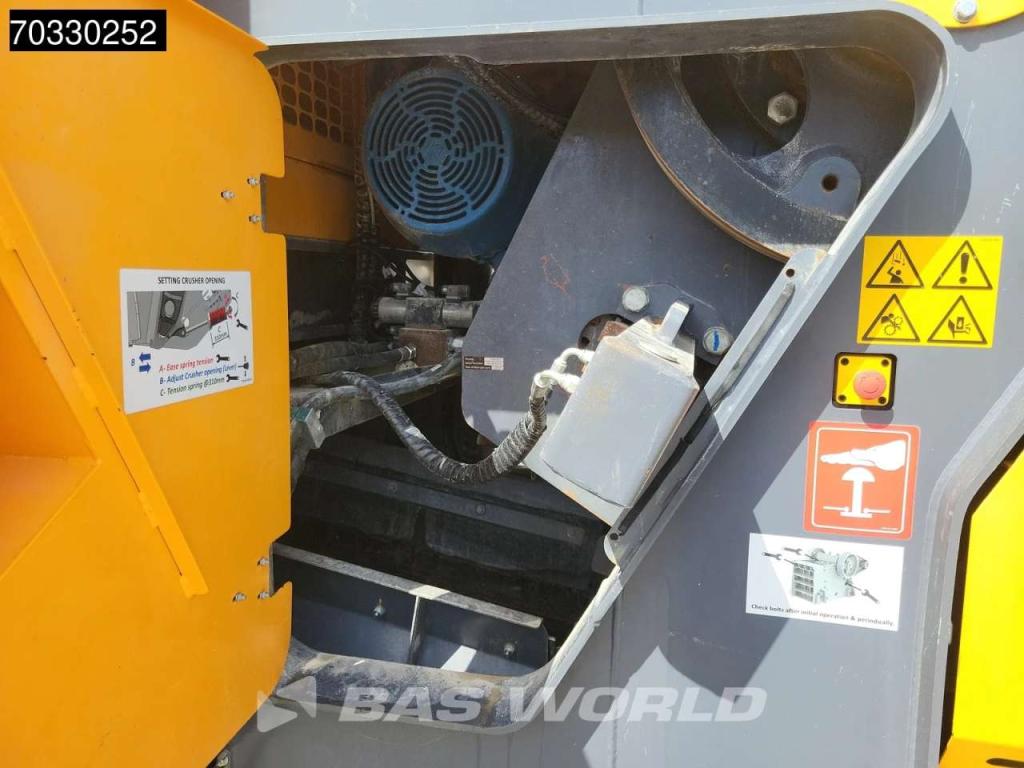 Barford 750J CAT C4.4 Engine Photo 20